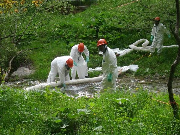 La contaminazione da idrocarburi pesanti, risalente ad alcuni decenni fa, presente in falda e nel terreno insaturo è stato il focus delle nostre attività di esecuzione...